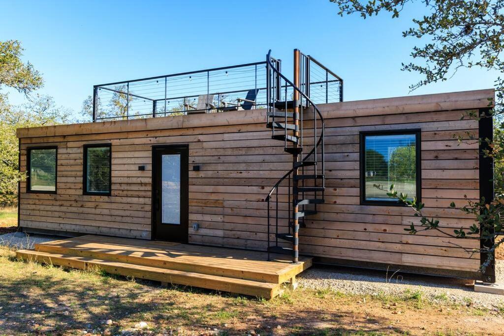 New! The Texas Longhorn-Luxury Container Home Fredericksburg Exterior photo